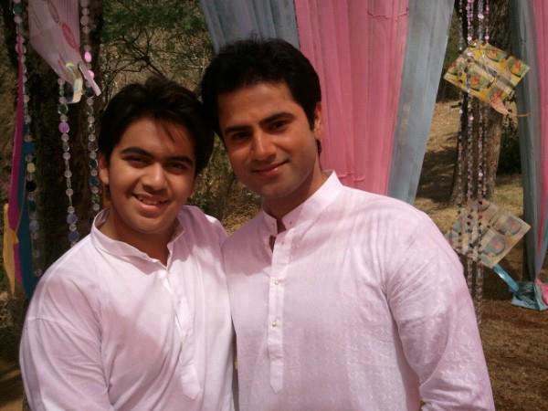 418115_306397929422420_1398909912_n - Yeh Rishta Kya Kehlata Hai-Holi 2012