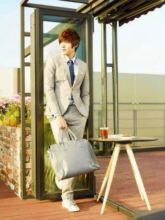 419030_385949074754845_149605571722531_83591408_1095172002_n - Lee Min Ho Semir Spring 2012