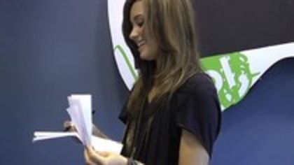 Demi Birthday Cambio 2010 (1216)