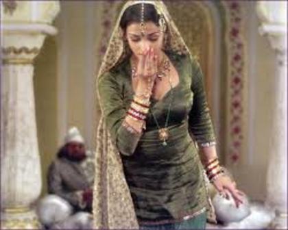 images (7) - Aishwarya Rai - Umrao Jaan