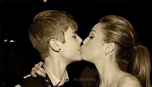 kiss