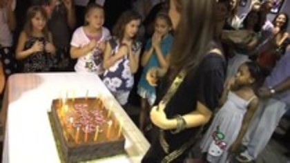 Demi Birthday Cambio 2010 (1541)