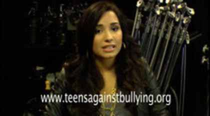Demi Lovato - Teens Against Bullying (450) Demi Lovato - Teens Against Bullying (450)