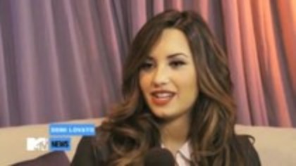 Demi Lovato Answers Rapid-Fire Twitter Questions (10)