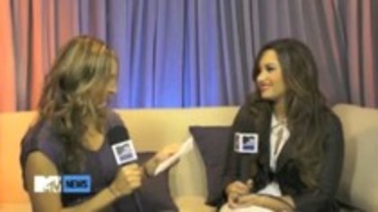 Demi Lovato Answers Rapid-Fire Twitter Questions (23)