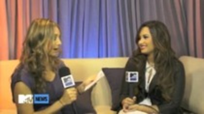 Demi Lovato Answers Rapid-Fire Twitter Questions (29)
