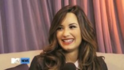 Demi Lovato Answers Rapid-Fire Twitter Questions (106)