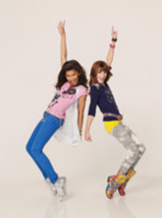 58074677_RLXAEUH2 - poze shake-it-up