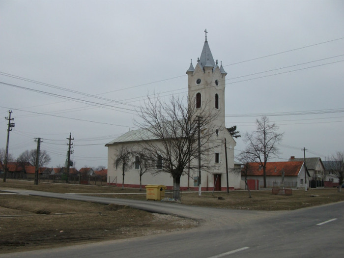 biserica catolica - Pentru cei plecati din Stiuca