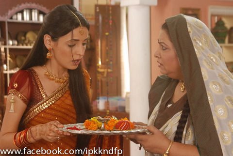 13 (23) - Iss Pyaar Ko Kya Naam Doon - Picture Gallery I