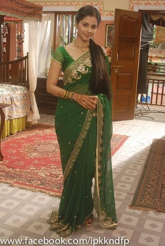 13 (37) - Iss Pyaar Ko Kya Naam Doon - Picture Gallery I