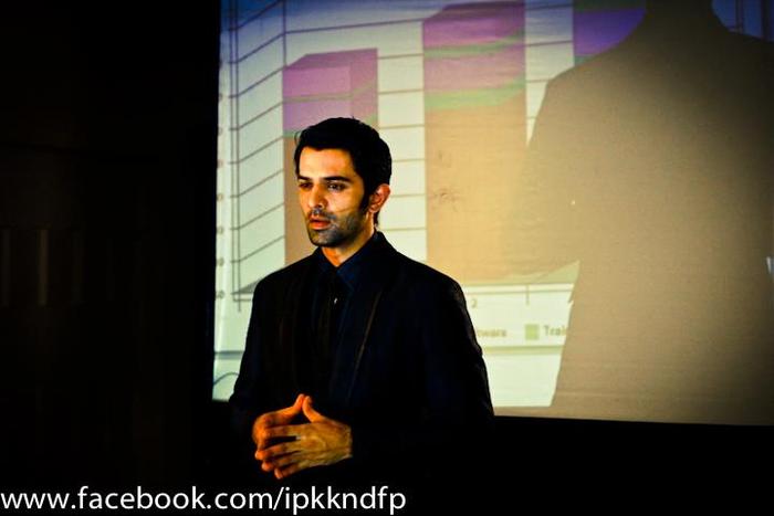 13 (64) - Iss Pyaar Ko Kya Naam Doon - Picture Gallery I