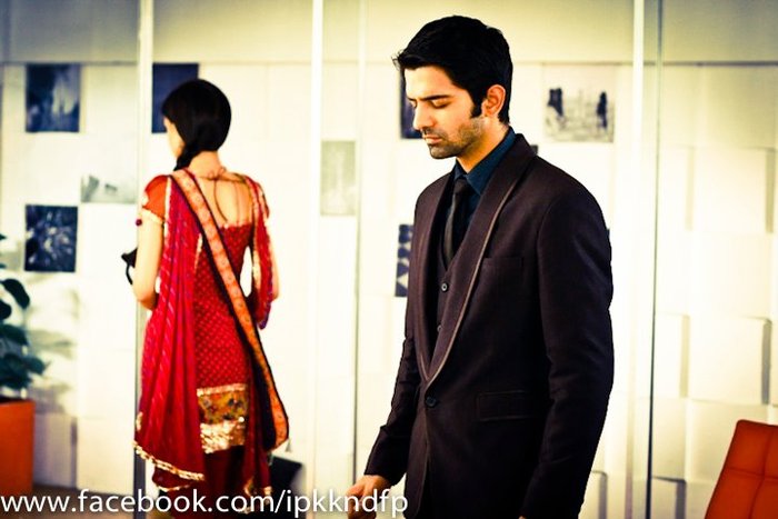 13 (69) - Iss Pyaar Ko Kya Naam Doon - Picture Gallery I