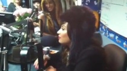 Demi on Kiss FM rocking her new hat (151) - Demilush - Demi on Kiss FM rocking her new hat