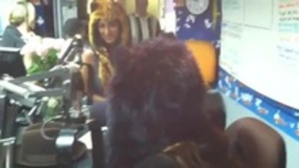 Demi on Kiss FM rocking her new hat (154) - Demilush - Demi on Kiss FM rocking her new hat