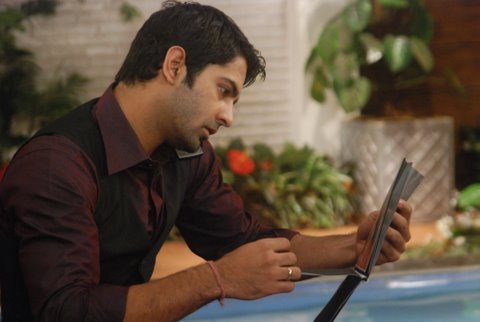 14 (51) - Iss Pyaar Ko Kya Naam Doon - Picture Gallery I
