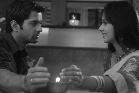 14 (70) - Iss Pyaar Ko Kya Naam Doon - Picture Gallery I