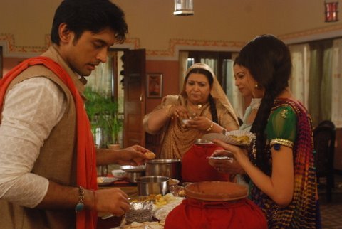 14 (109) - Iss Pyaar Ko Kya Naam Doon - Picture Gallery I