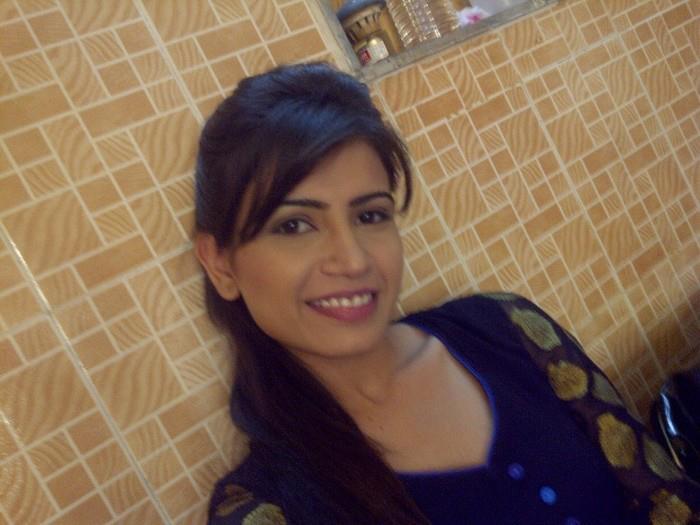 314648_103017183147450_100003175056964_13395_1540168456_n - Mehek-Priya Ahuja