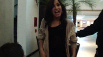 Demi Lovato Getting Engaged (4) - Demilush - Demi Lovato Getting Engaged