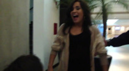 Demi Lovato Getting Engaged (14) - Demilush - Demi Lovato Getting Engaged