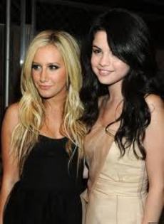 ashley si selena