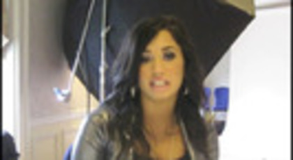 Demi Lovatos Advice on Bullying (115)