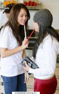 OYCAWYHRLKCAYS39HWCAQN63LACAAWDBORCAQB0LISCAT1EVTICAVI91OSCALW13UBCA1033WNCA4ZYRA0CABSCCBNCA3XAWEVCA - miley-cyrus 1