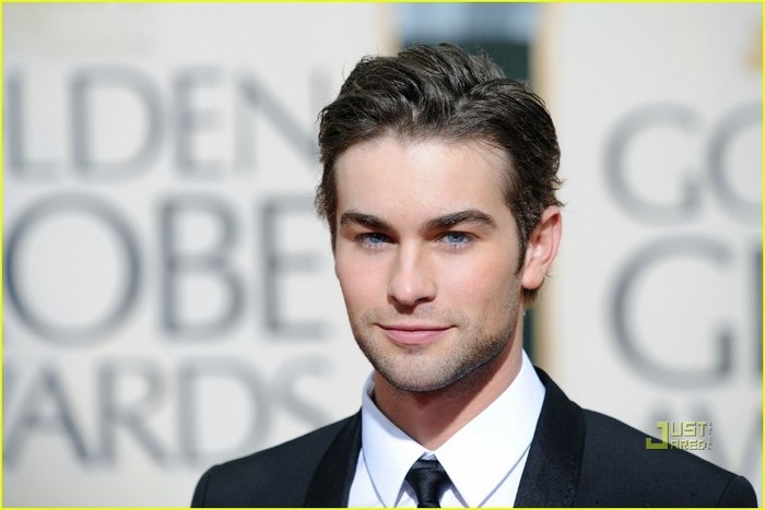 Chace-Crawford-Golden-Globes-2010-chace-crawford-9966923-1222-815 - chace crawford