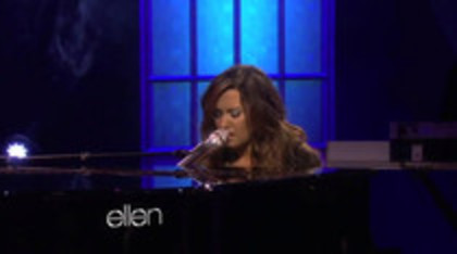 Demi Lovato Performs Skyscraper on the Ellen Show (22) - Demilush - Demi Lovato Performs Skyscraper on the Ellen Show Part oo1