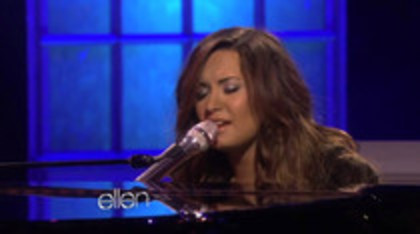 Demi Lovato Performs Skyscraper on the Ellen Show (82) - Demilush - Demi Lovato Performs Skyscraper on the Ellen Show Part oo1