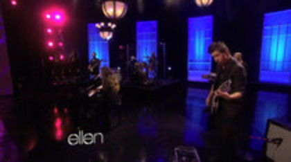 Demi Lovato Performs Skyscraper on the Ellen Show (112)