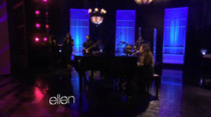 Demi Lovato Performs Skyscraper on the Ellen Show (232)