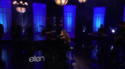 Demi Lovato Performs Skyscraper on the Ellen Show (310)