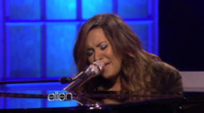 Demi Lovato Performs Skyscraper on the Ellen Show (489) - Demilush - Demi Lovato Performs Skyscraper on the Ellen Show Part oo2