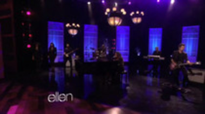 Demi Lovato Performs Skyscraper on the Ellen Show (550) - Demilush - Demi Lovato Performs Skyscraper on the Ellen Show Part oo2
