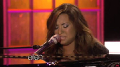 Demi Lovato Performs Skyscraper on the Ellen Show (563) - Demilush - Demi Lovato Performs Skyscraper on the Ellen Show Part oo2