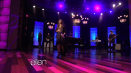 Demi Lovato Performs Skyscraper on the Ellen Show (627)
