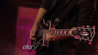 Demi Lovato Performs Skyscraper on the Ellen Show (691)