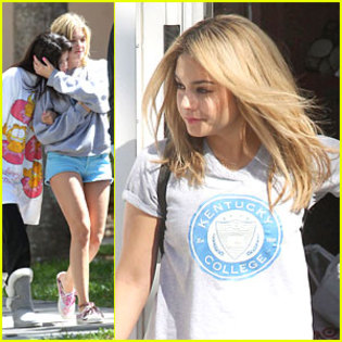 vanessa-hudgens-blonde-breakers - Vanessa Hudgens Blonde for Spring Breakers