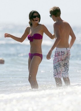 Selena si Justin poza 9