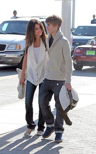 Selena si Justin poza 20