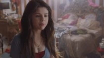◕ Eu sunt Selena .. Stiu ca nu ma poti auzii.. Te rog..trebuie sa ma ajuti - x_-O03Suflete De Copii - DRAMA