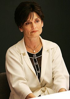 Angela4 - Angela Petrelli