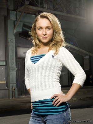 Claire31 - Claire Bennet
