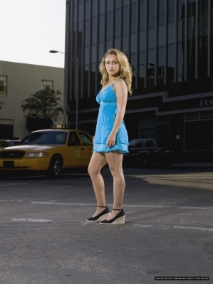 Claire34 - Claire Bennet