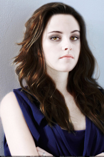 Bella_Cullen_by_A_E_Giggle