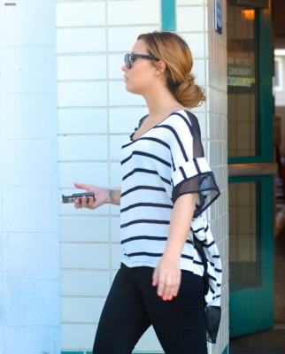 tumblr_lzxxrjjSCd1rq31q9o3_400 - disney2012