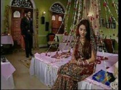 391124_133593653423801_100003195023454_157870_203768941_n - sara khan 3