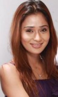 65571678_CCNTWFI3 - sara khan 3
